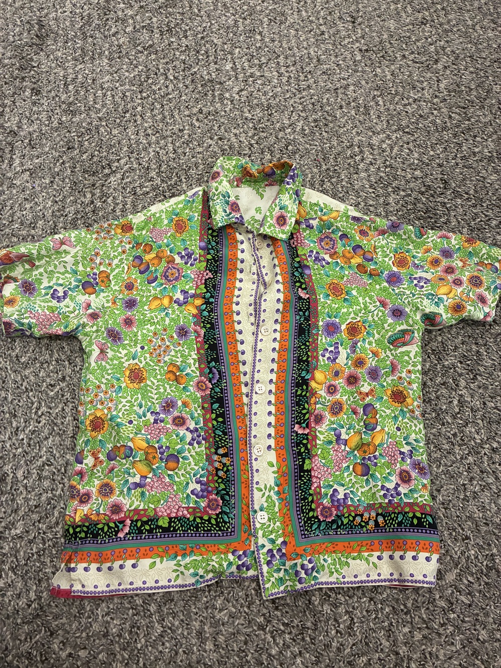 Gucci Kids 100% Silk Floral Fruit Butterfly Shirt Size 6